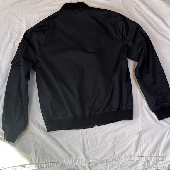 Stylish Black Bomber Jacket - Picture 3 of 3